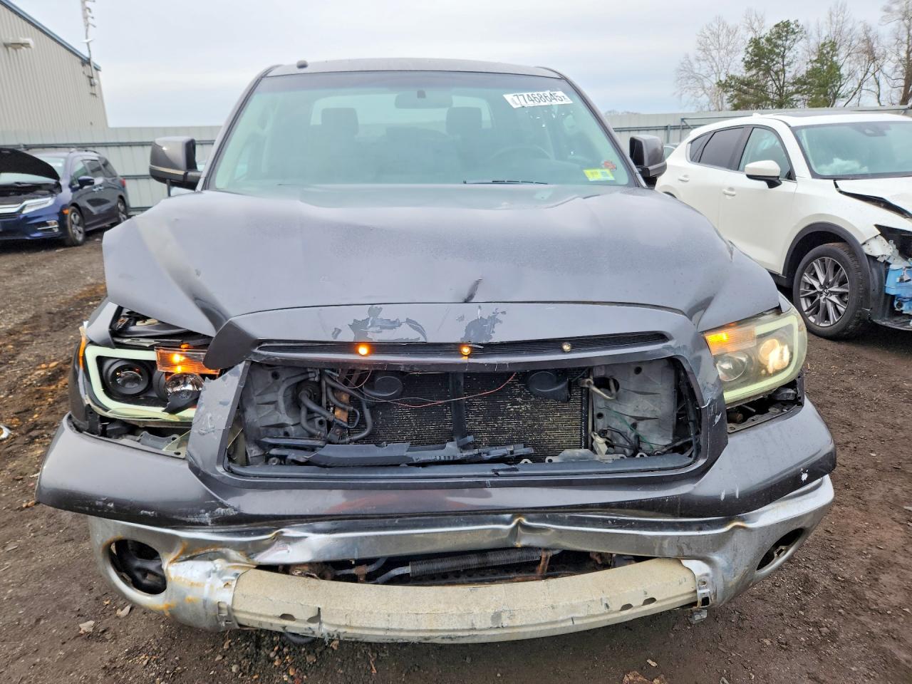 2011 TOYOTA TUNDRA GRADE photo 5