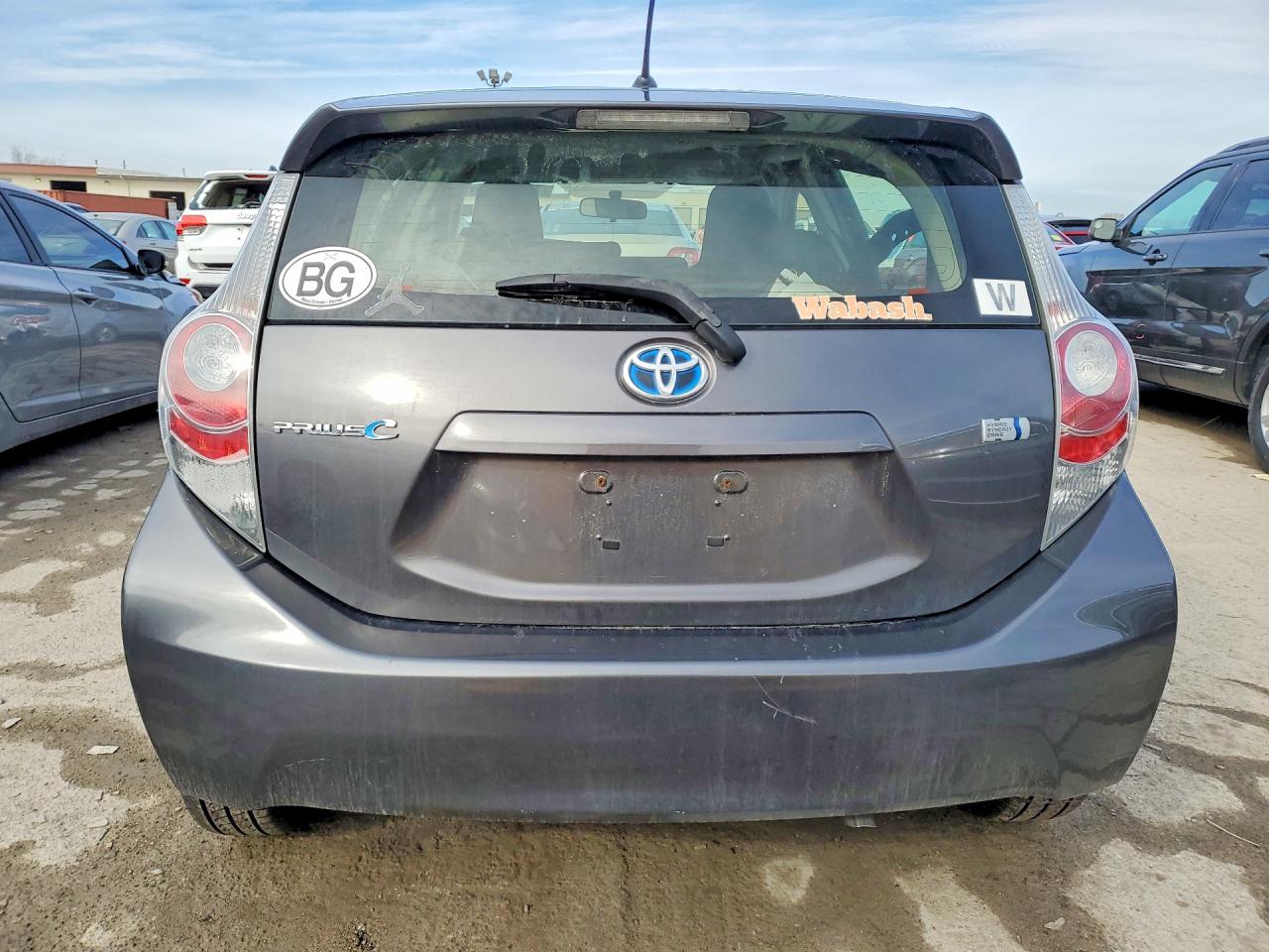2014 TOYOTA PRIUS C photo 6