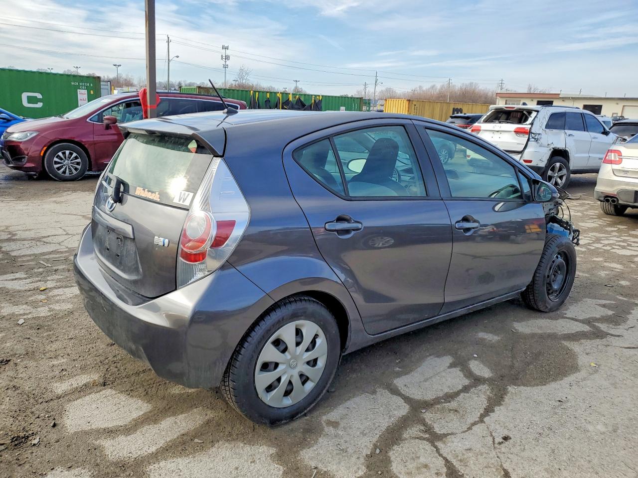 2014 TOYOTA PRIUS C photo 3