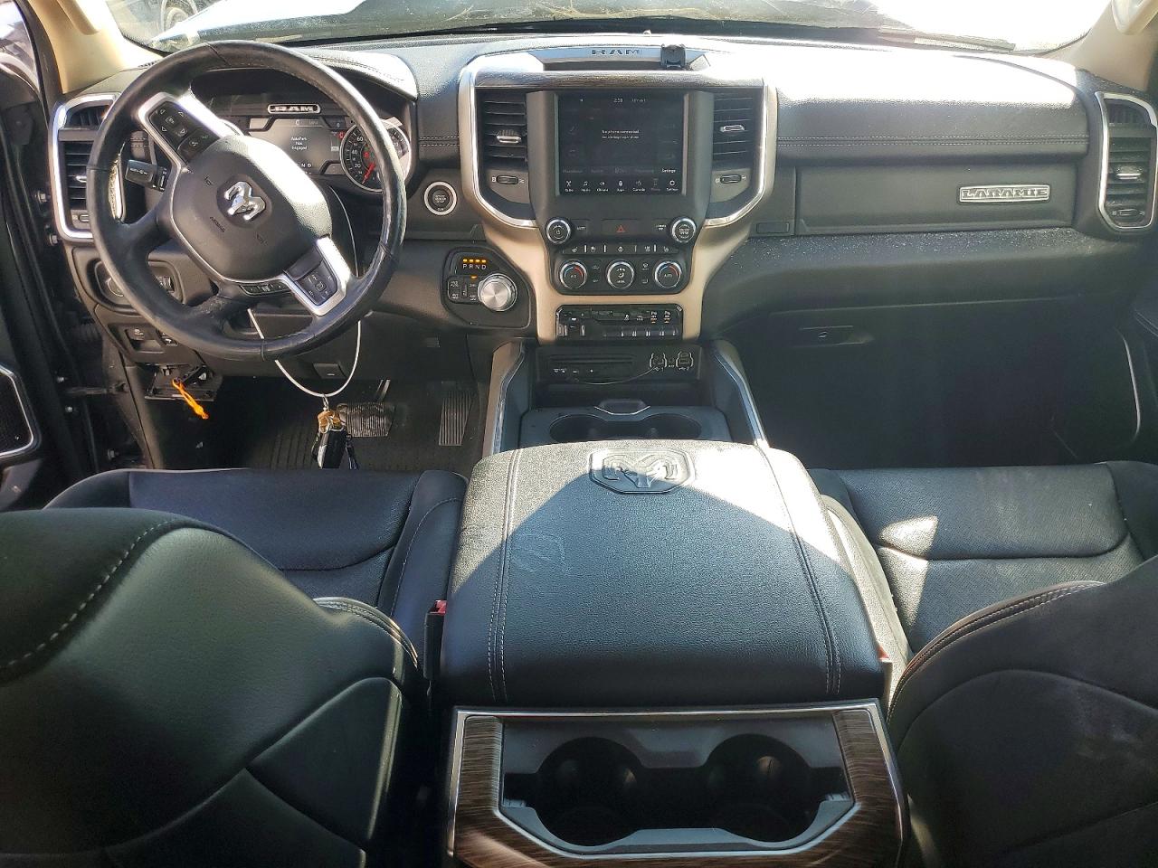 2019 RAM 1500 LARAMIE photo 29