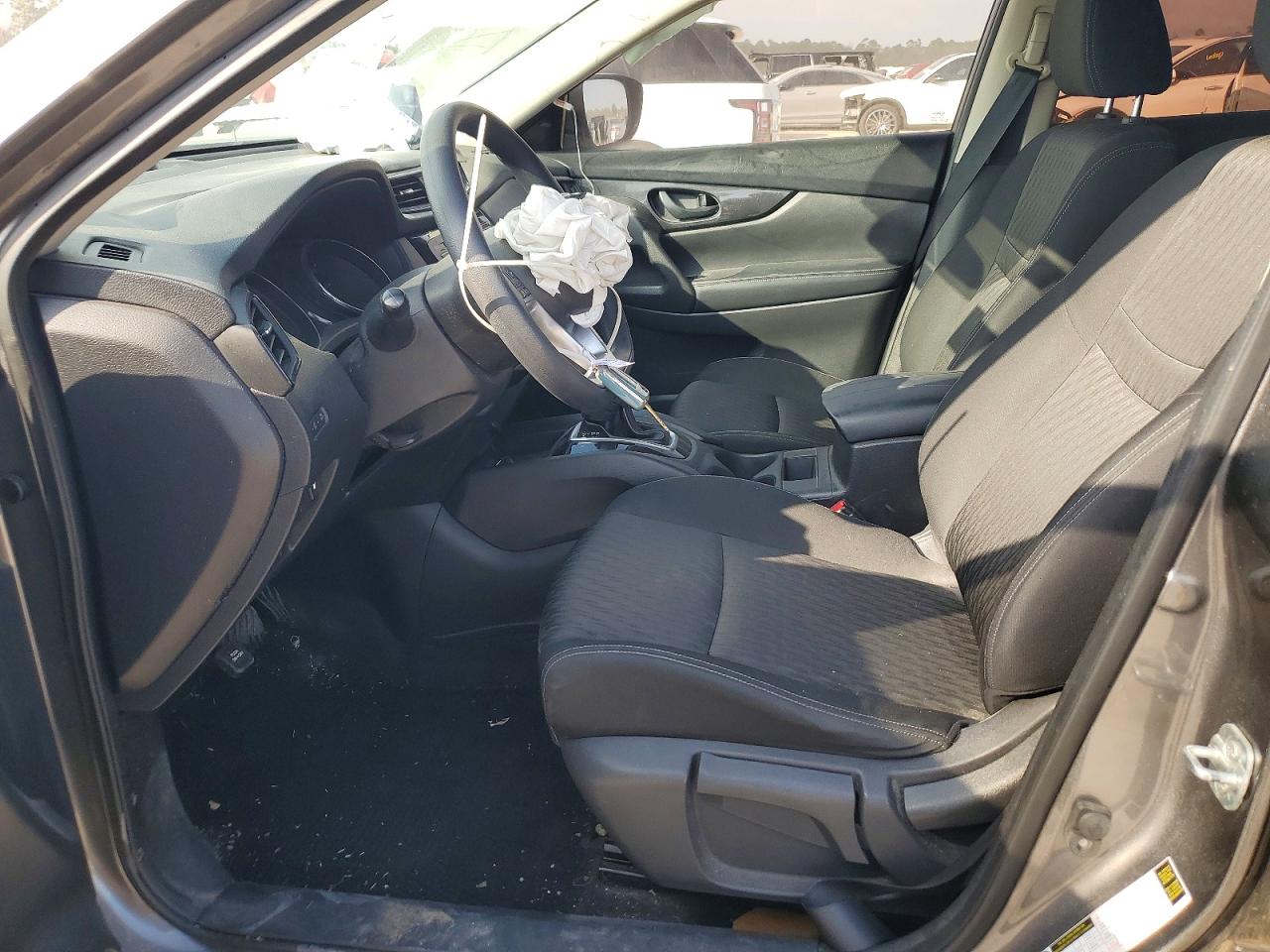 2020 NISSAN ROGUE S photo 19