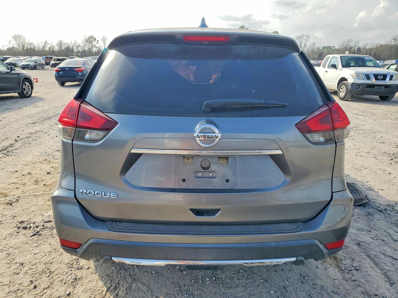 2020 NISSAN ROGUE S photo 16