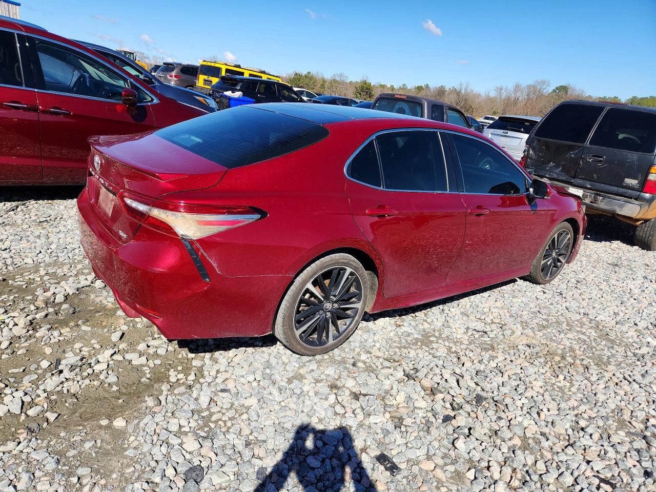 2018 TOYOTA CAMRY XSE photo 3