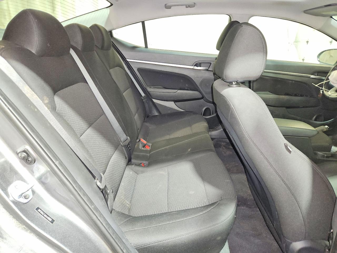 2019 HYUNDAI ELANTRA VALUE EDITION photo 19