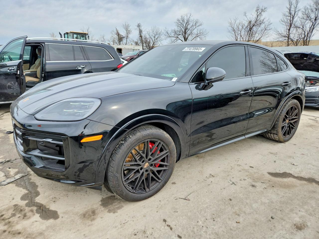 2025 PORSCHE CAYENNE
