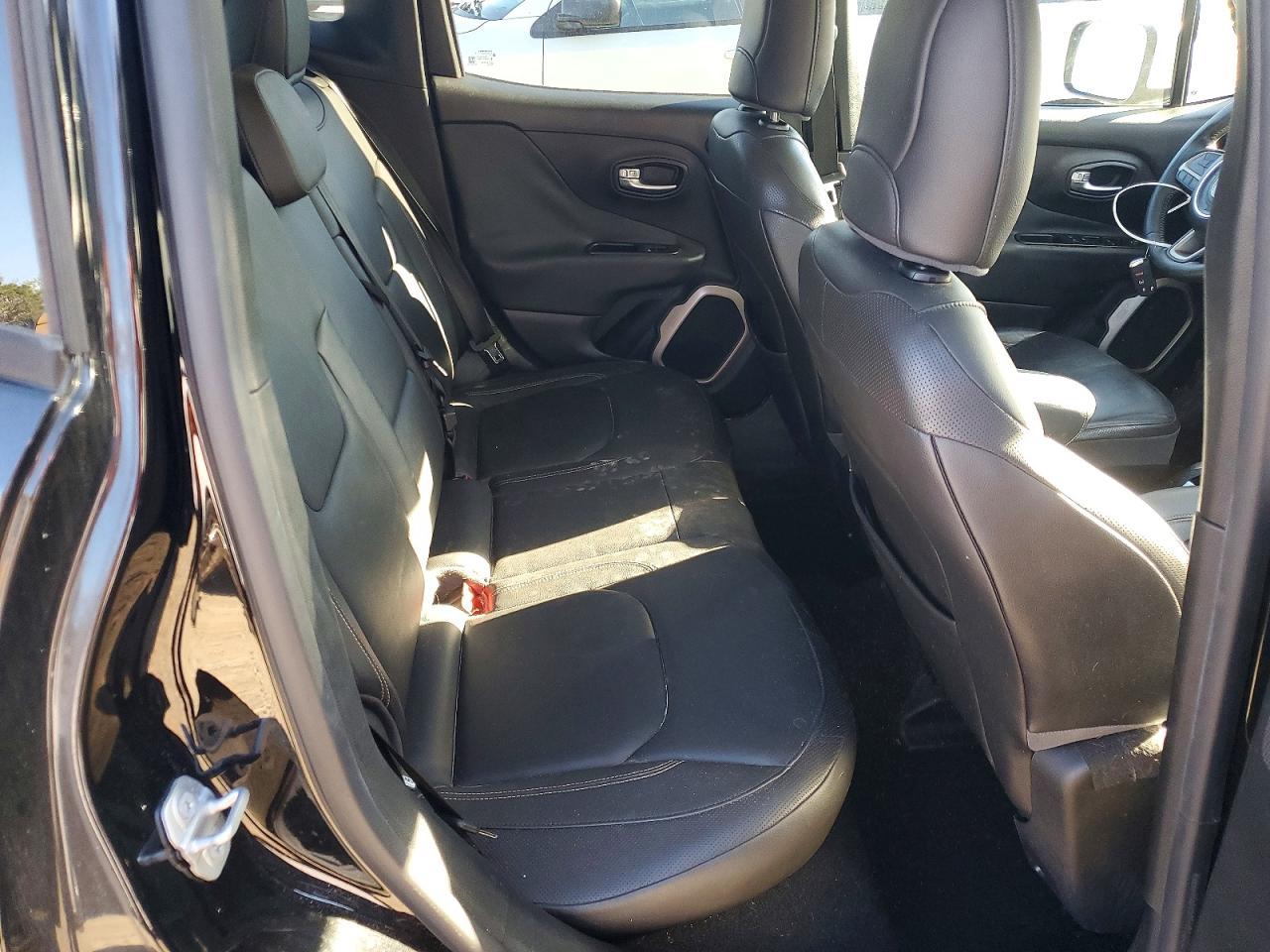2015 JEEP RENEGADE LIMITED photo 21