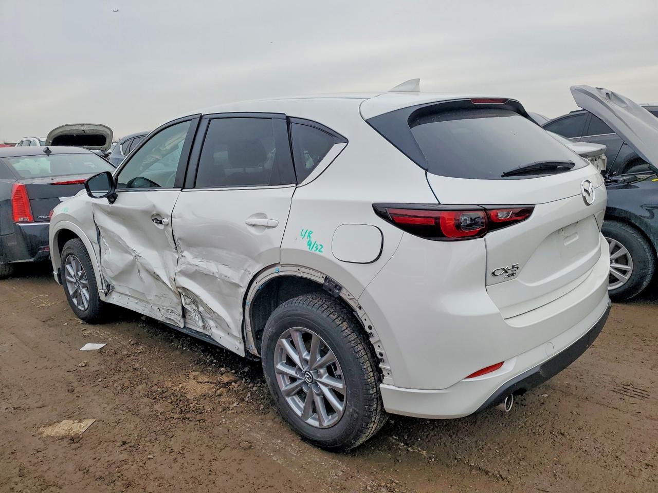 2025 MAZDA CX-5 PREFERRED photo 4