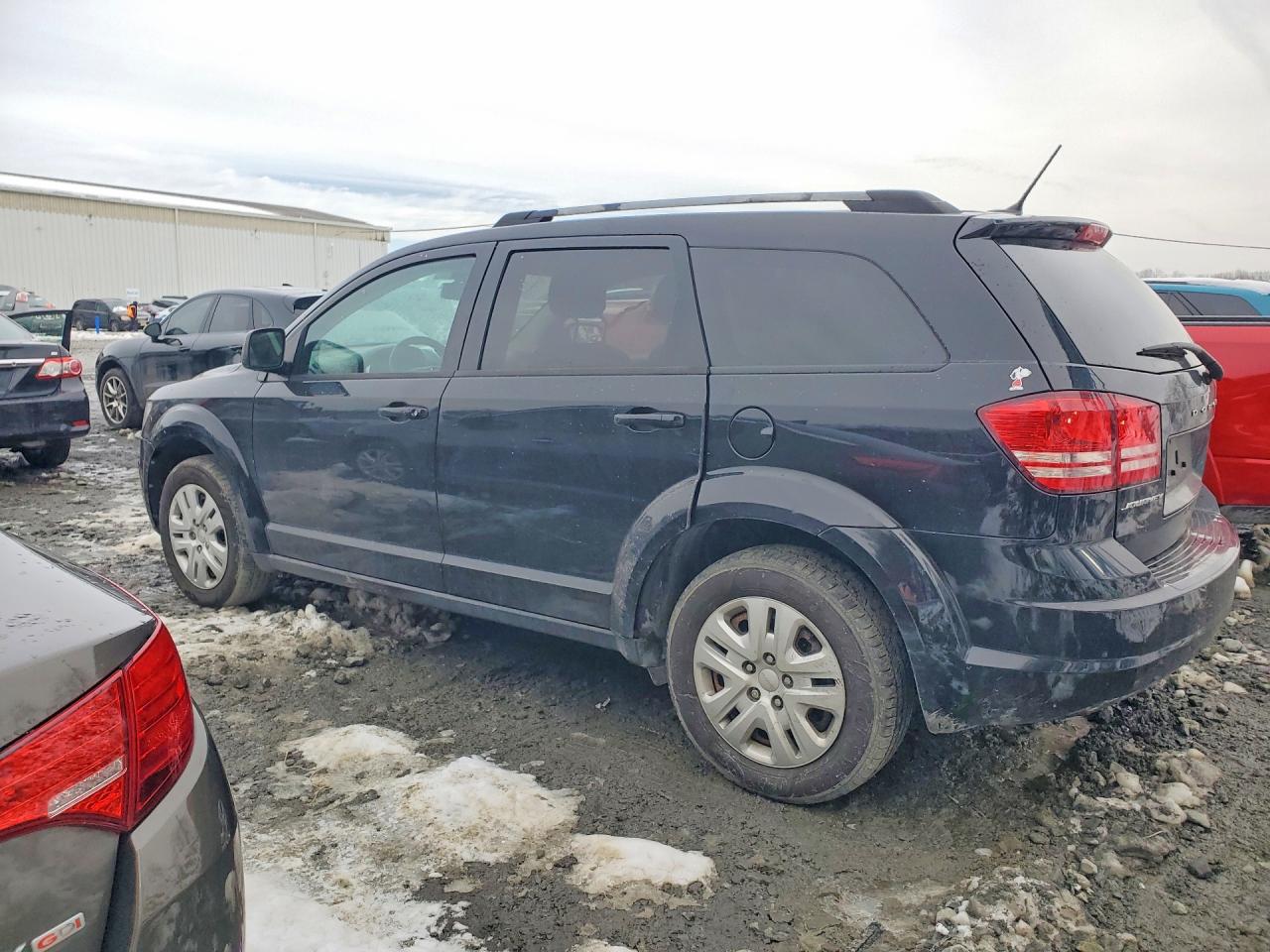 2017 DODGE JOURNEY SE photo 2