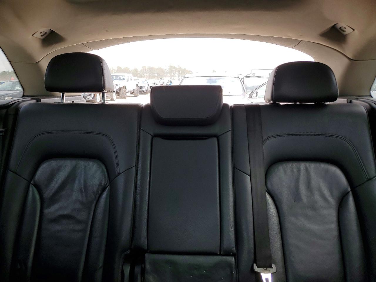 2012 AUDI Q5 PREMIUM PLUS photo 10