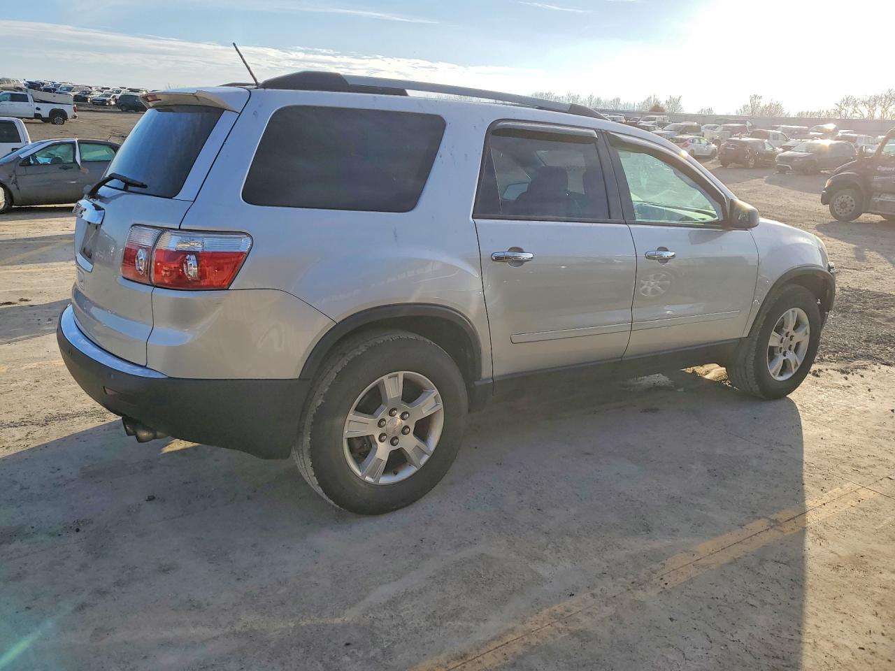 2011 GMC ACADIA SLE photo 5