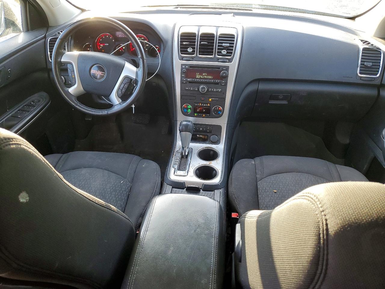 2011 GMC ACADIA SLE photo 15