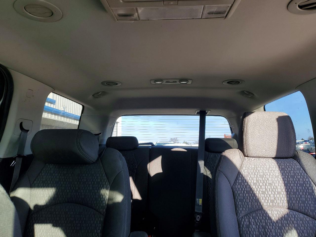 2011 GMC ACADIA SLE photo 19