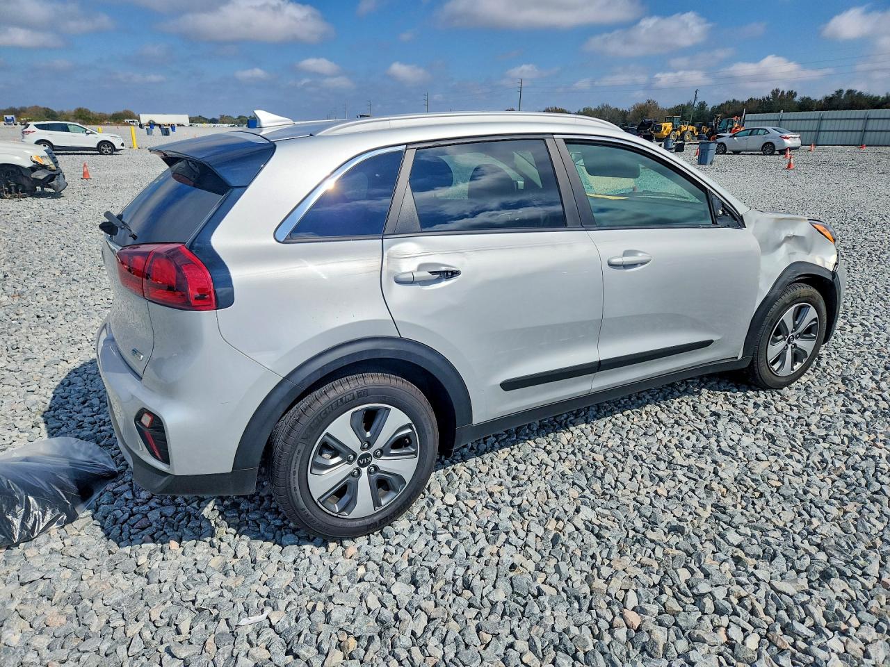 2021 KIA NIRO LX photo 7