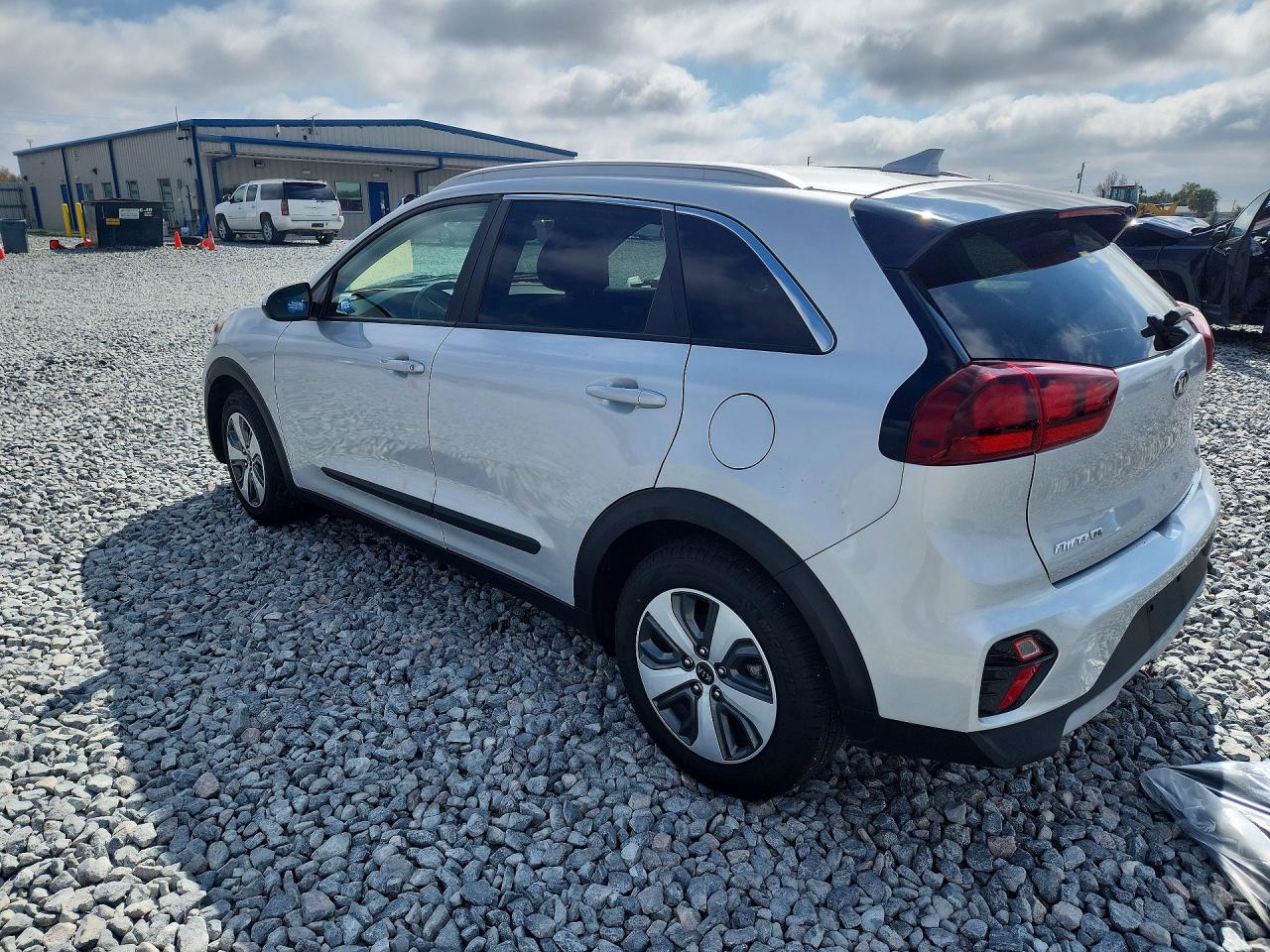 2021 KIA NIRO LX photo 4