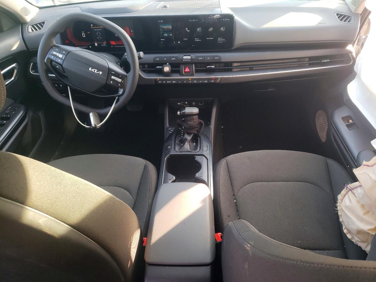 2025 KIA K4 LX photo 22