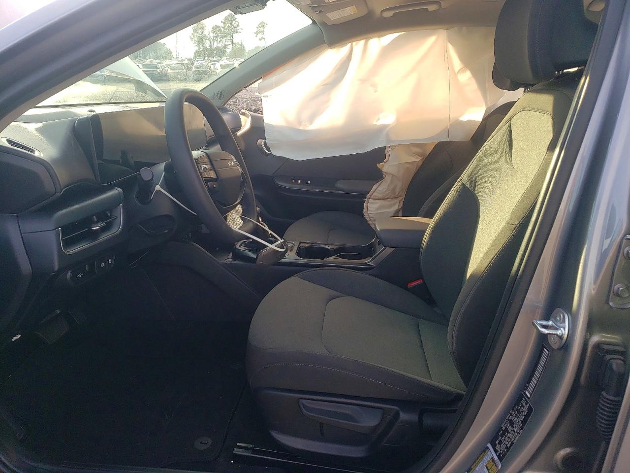 2025 KIA K4 LX photo 19