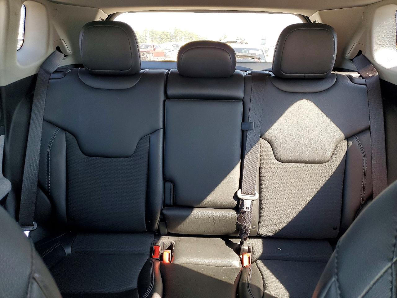 2022 JEEP COMPASS LATITUDE photo 28