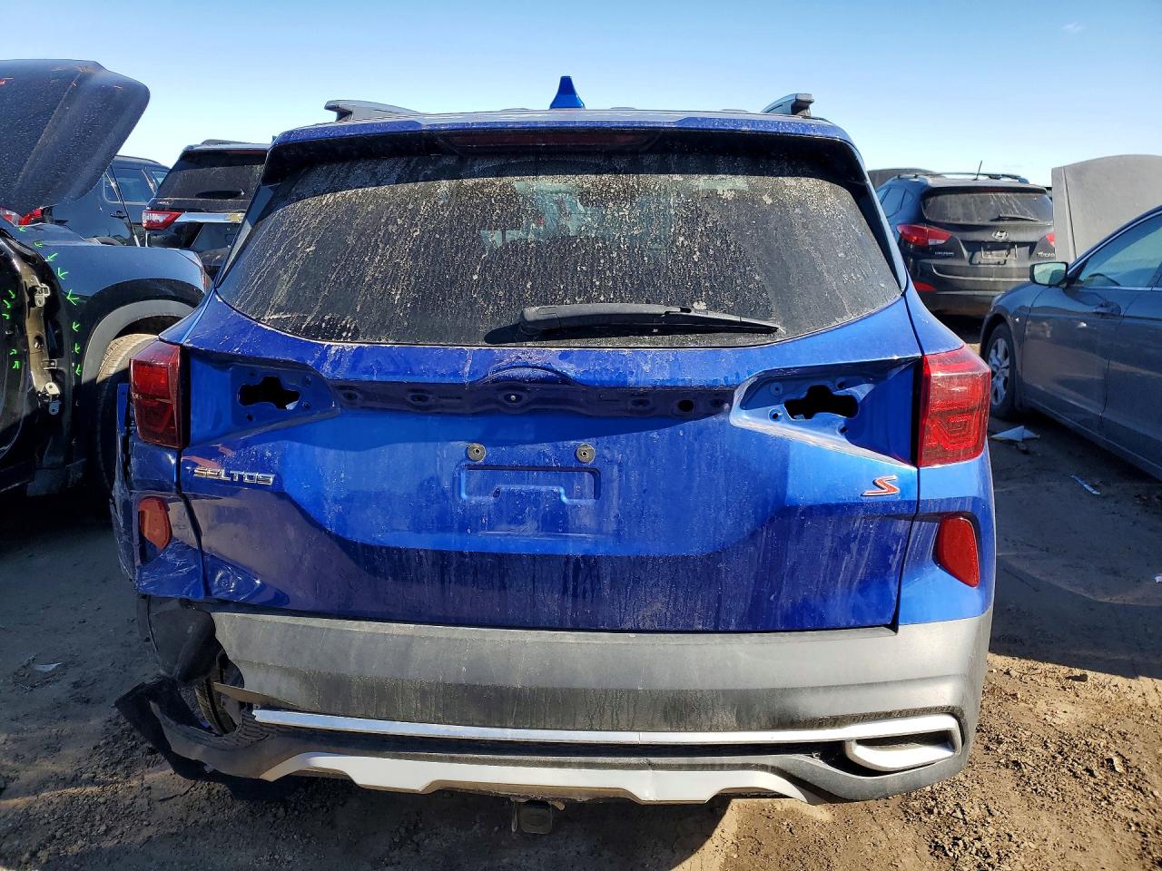 2021 KIA SELTOS S photo 11
