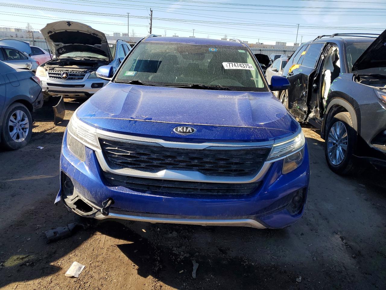2021 KIA SELTOS S photo 9