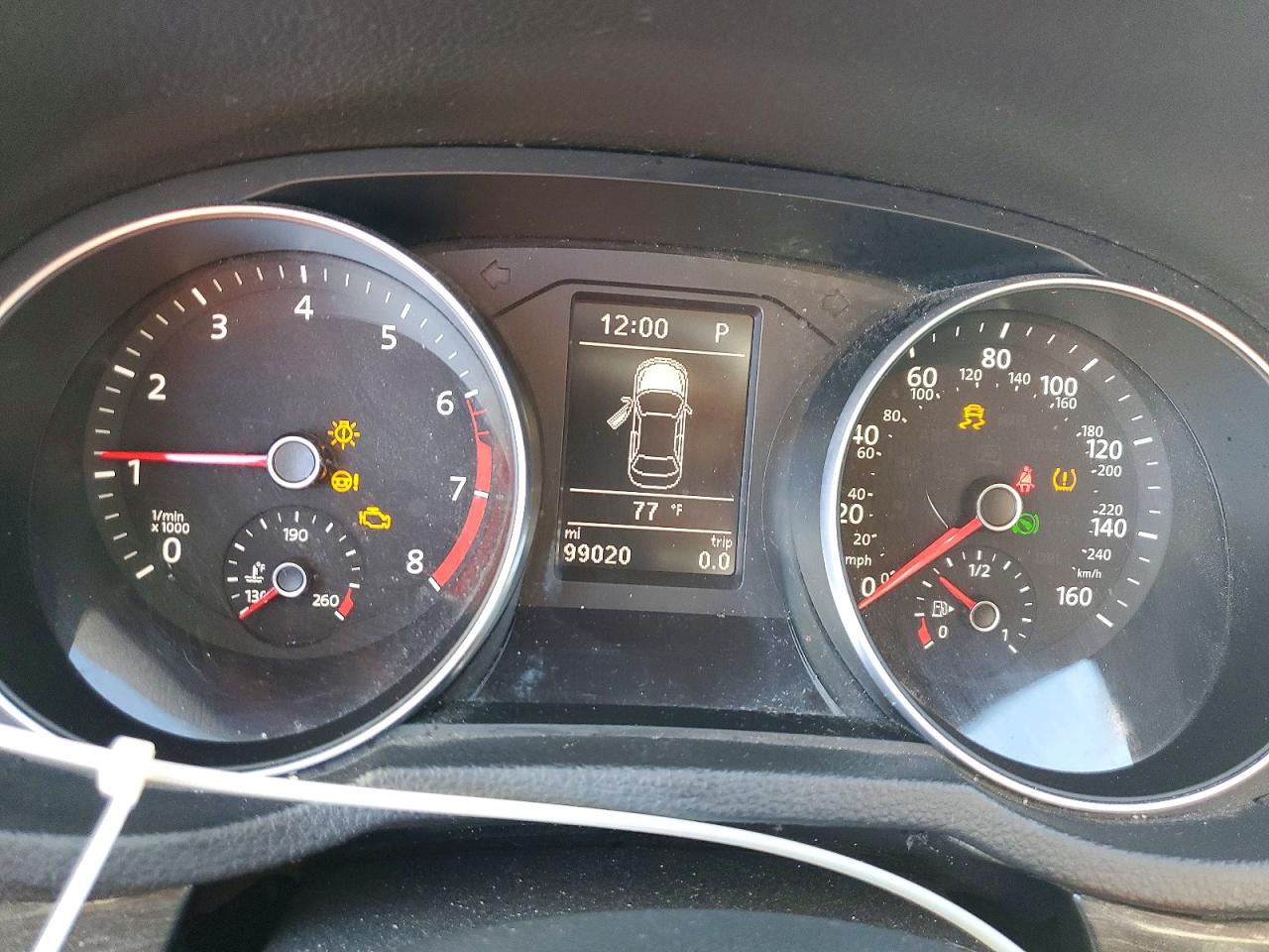 2018 VOLKSWAGEN PASSAT SE photo 9