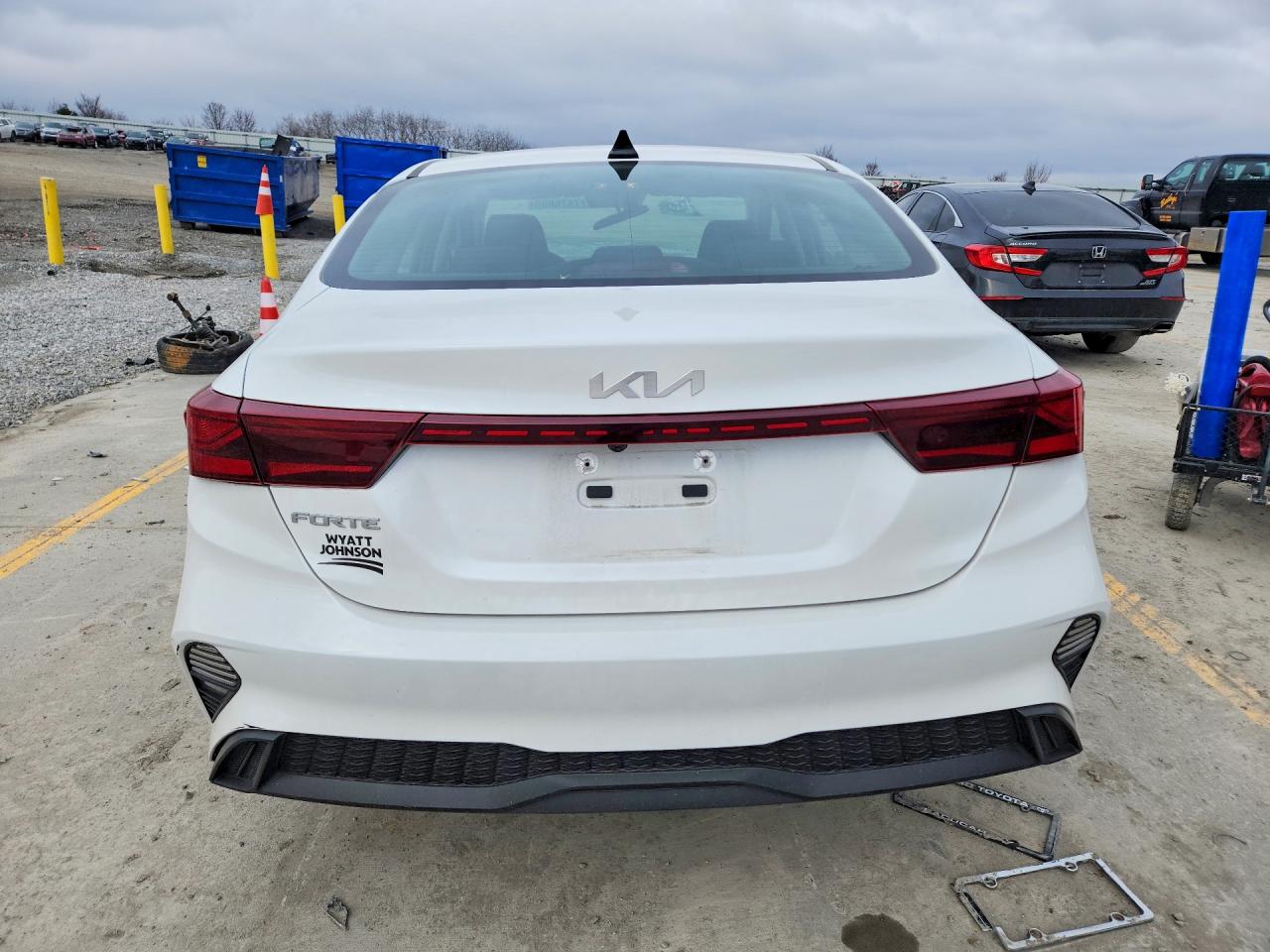 2024 KIA FORTE LX photo 11