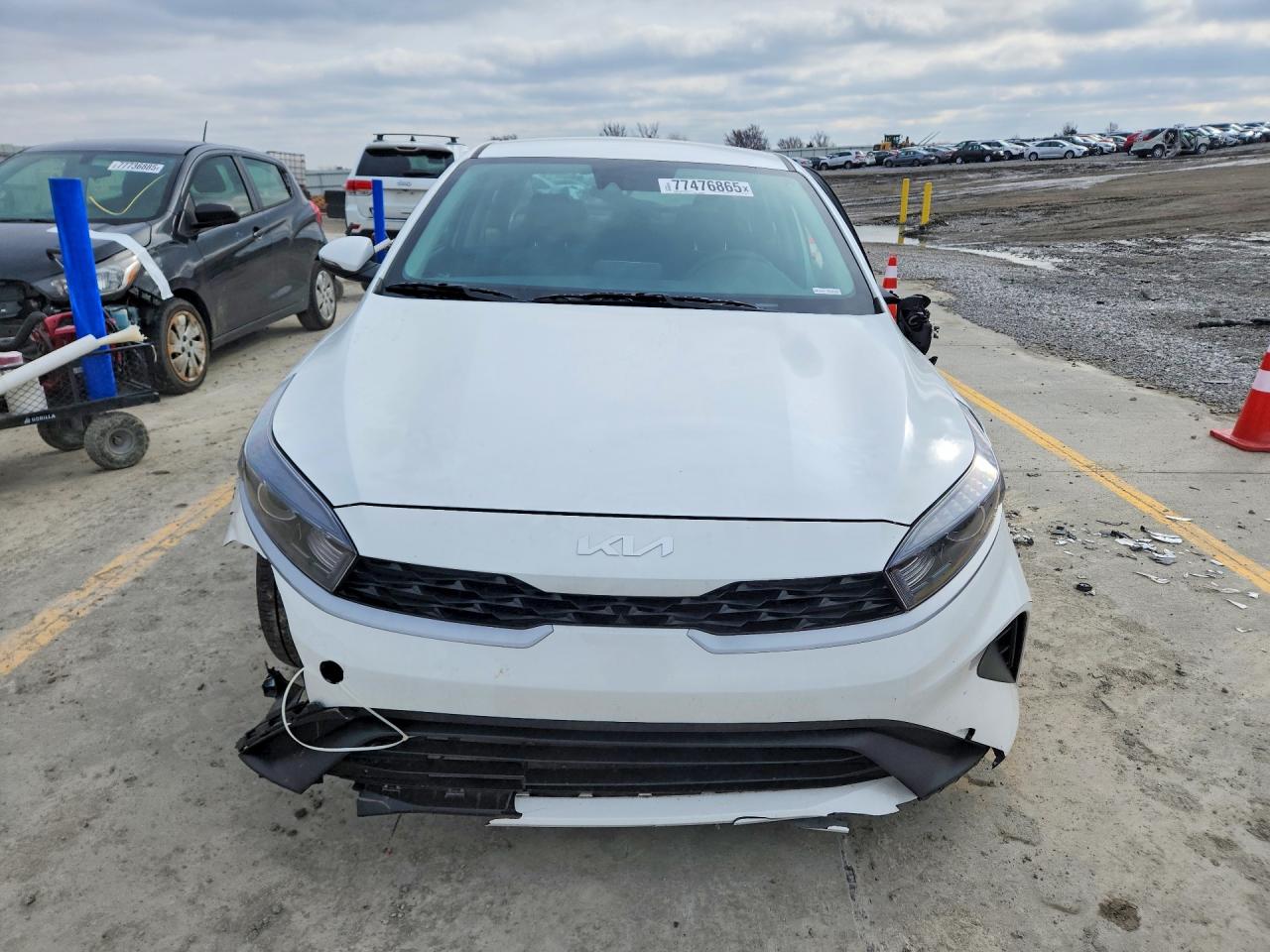 2024 KIA FORTE LX photo 9