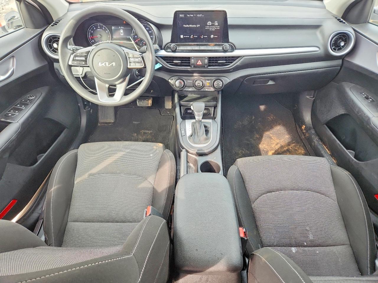 2024 KIA FORTE LX photo 15