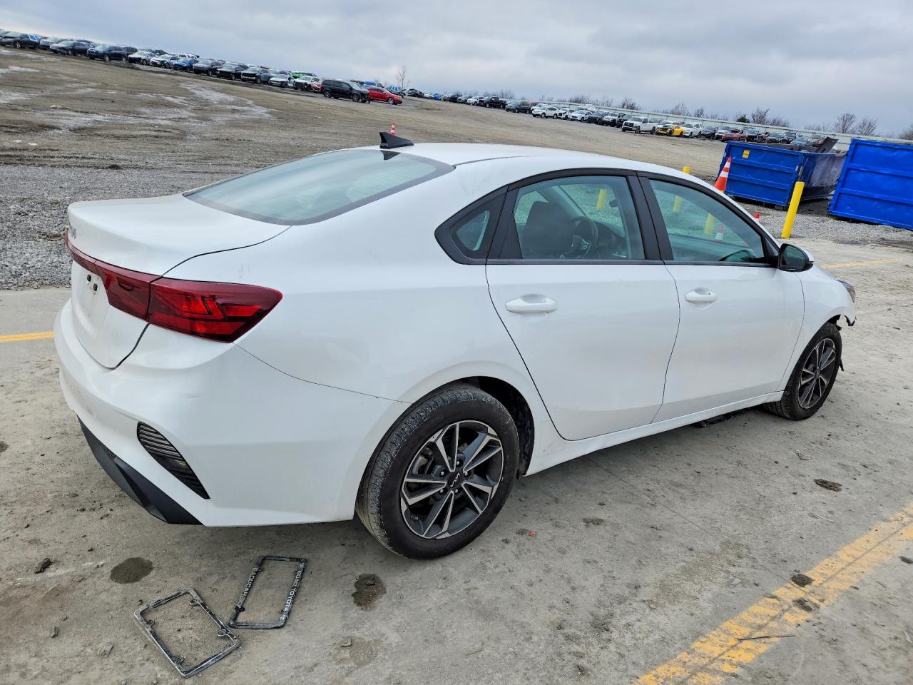 2024 KIA FORTE LX photo 5