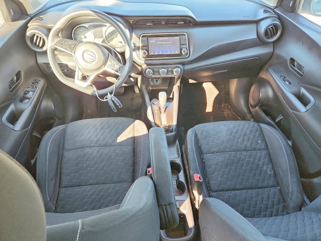 2022 NISSAN KICKS S photo 8
