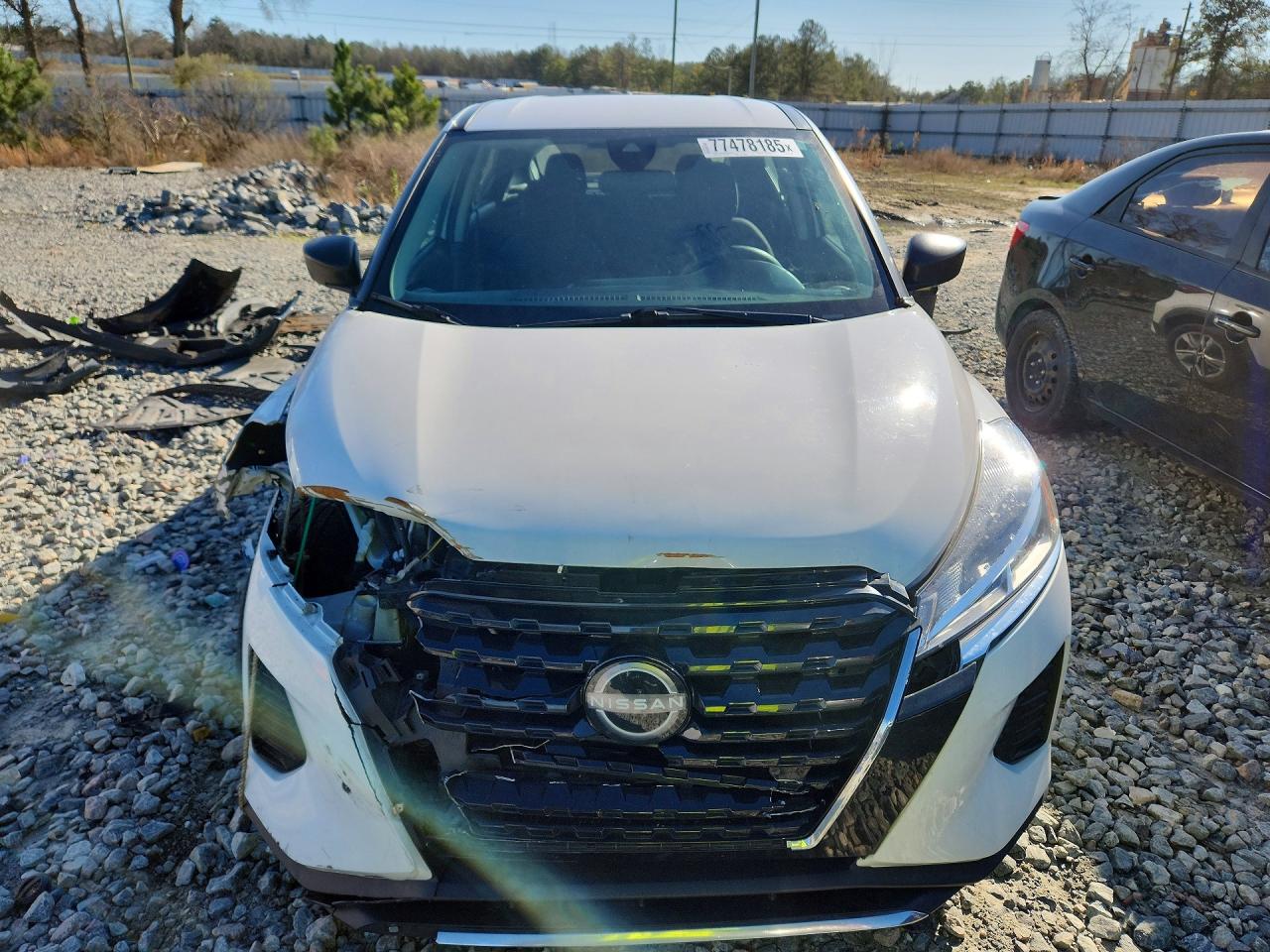 2022 NISSAN KICKS S photo 5