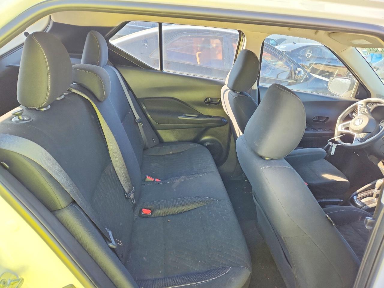 2022 NISSAN KICKS S photo 10