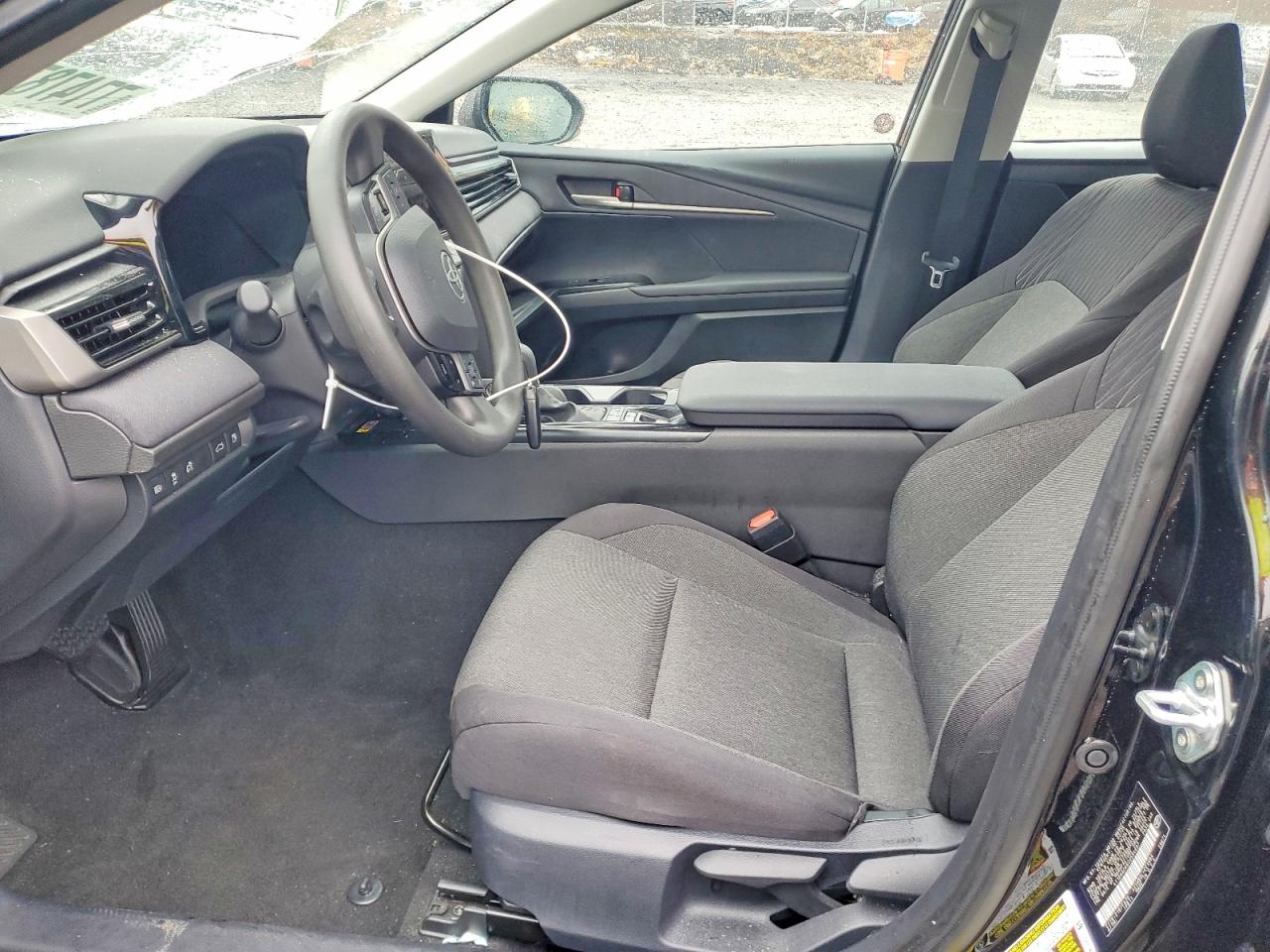 2025 TOYOTA CAMRY XSE photo 19