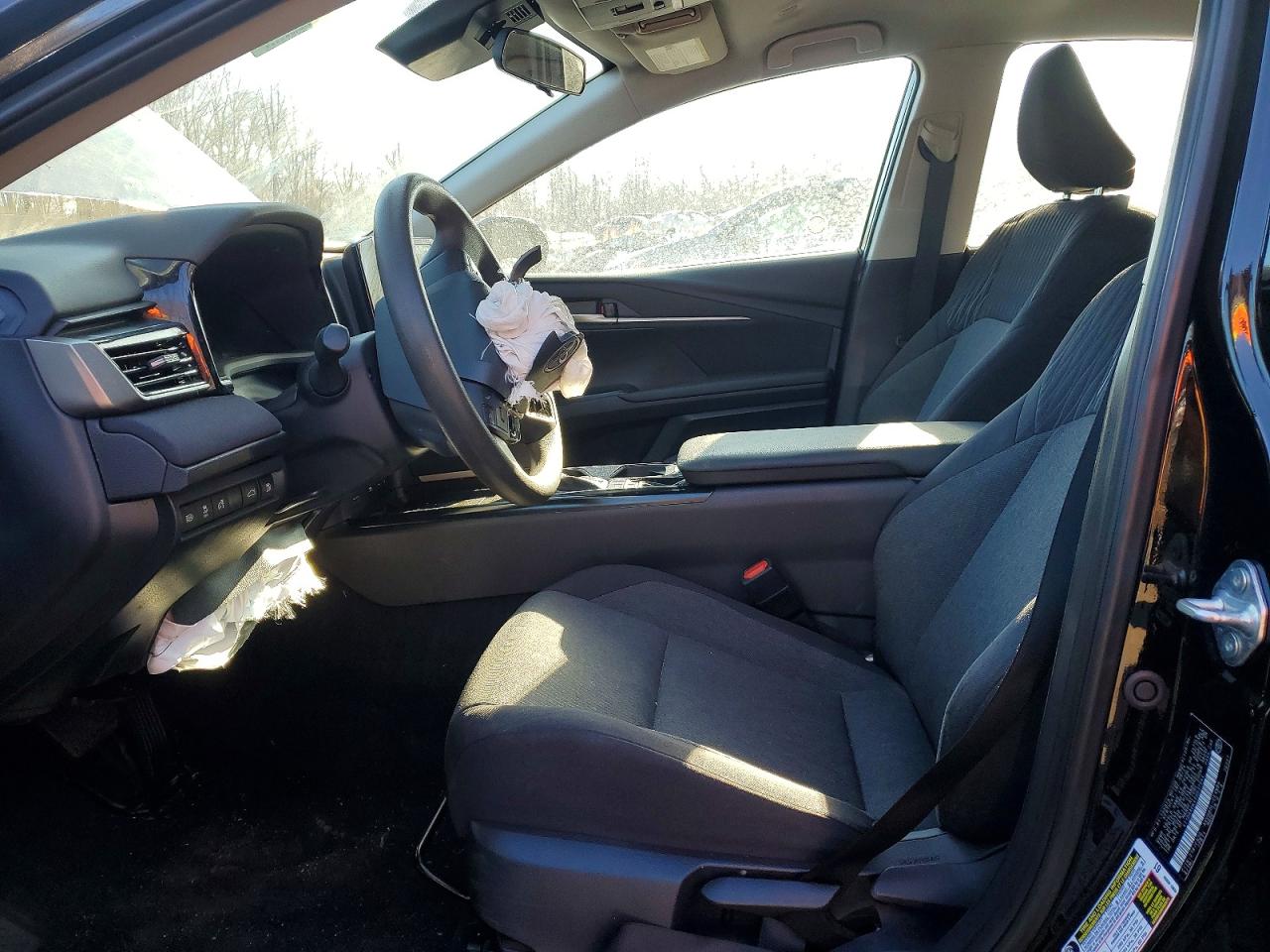 2025 TOYOTA CAMRY XSE photo 7