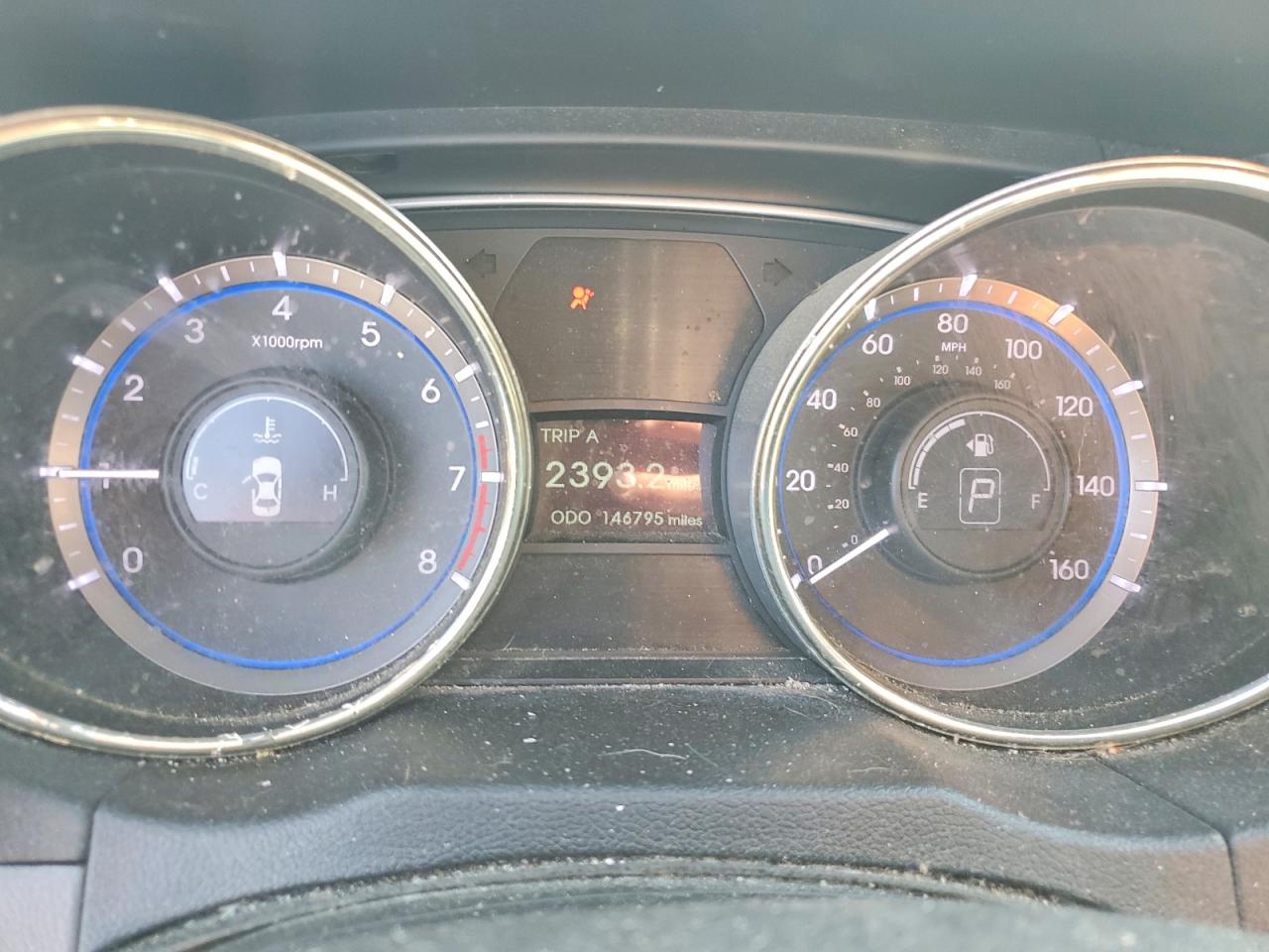2012 HYUNDAI SONATA photo 9