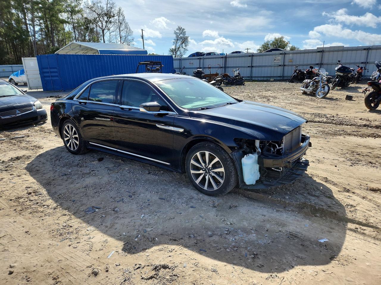 2018 LINCOLN CONTINENTAL PREMIERE photo 4