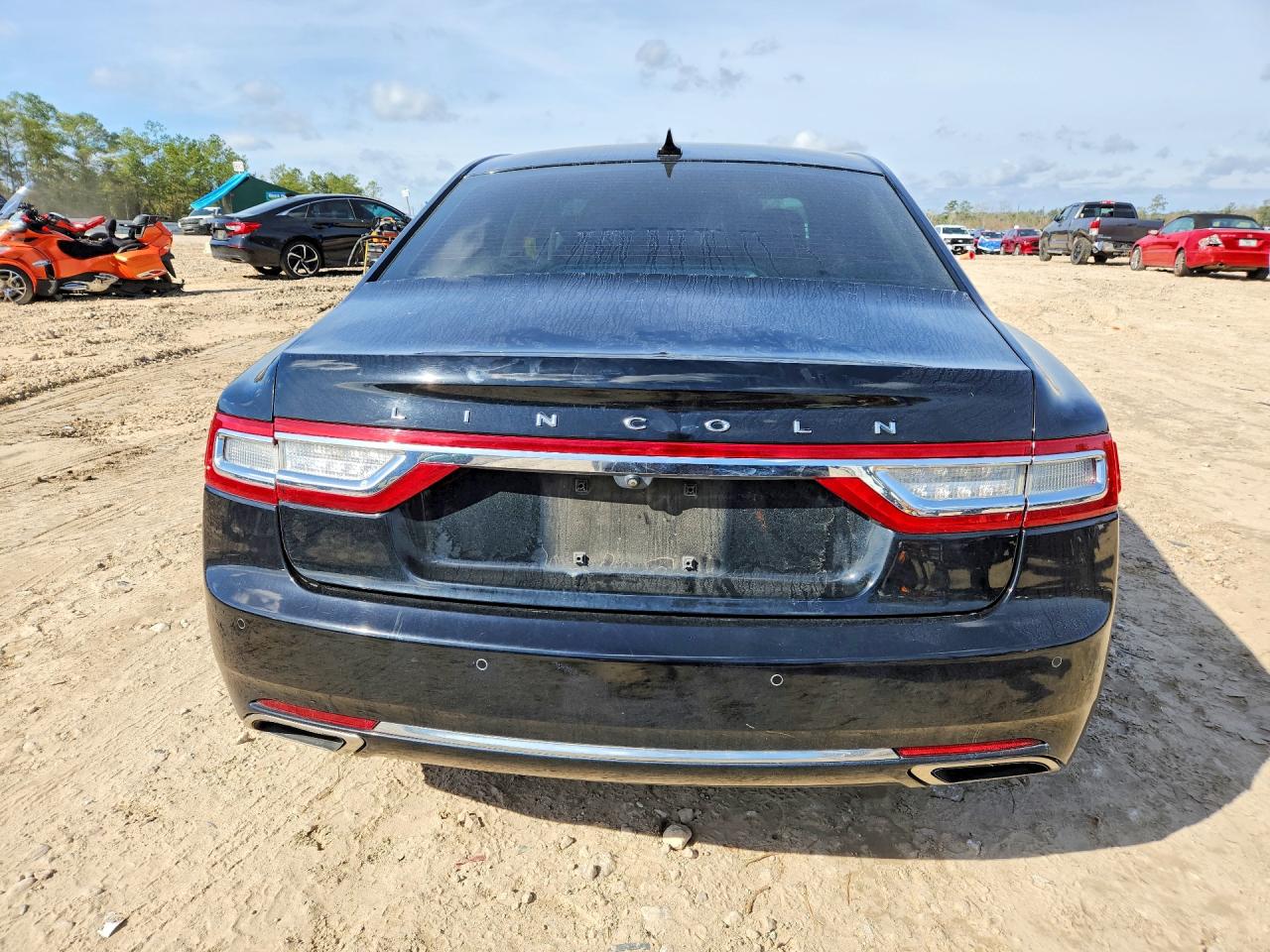 2018 LINCOLN CONTINENTAL PREMIERE photo 6