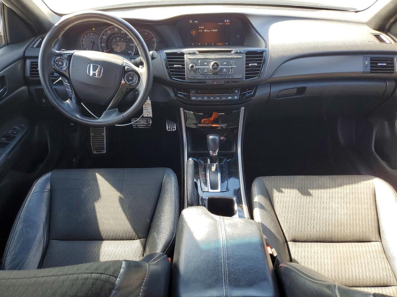 2016 HONDA ACCORD SPORT photo 15