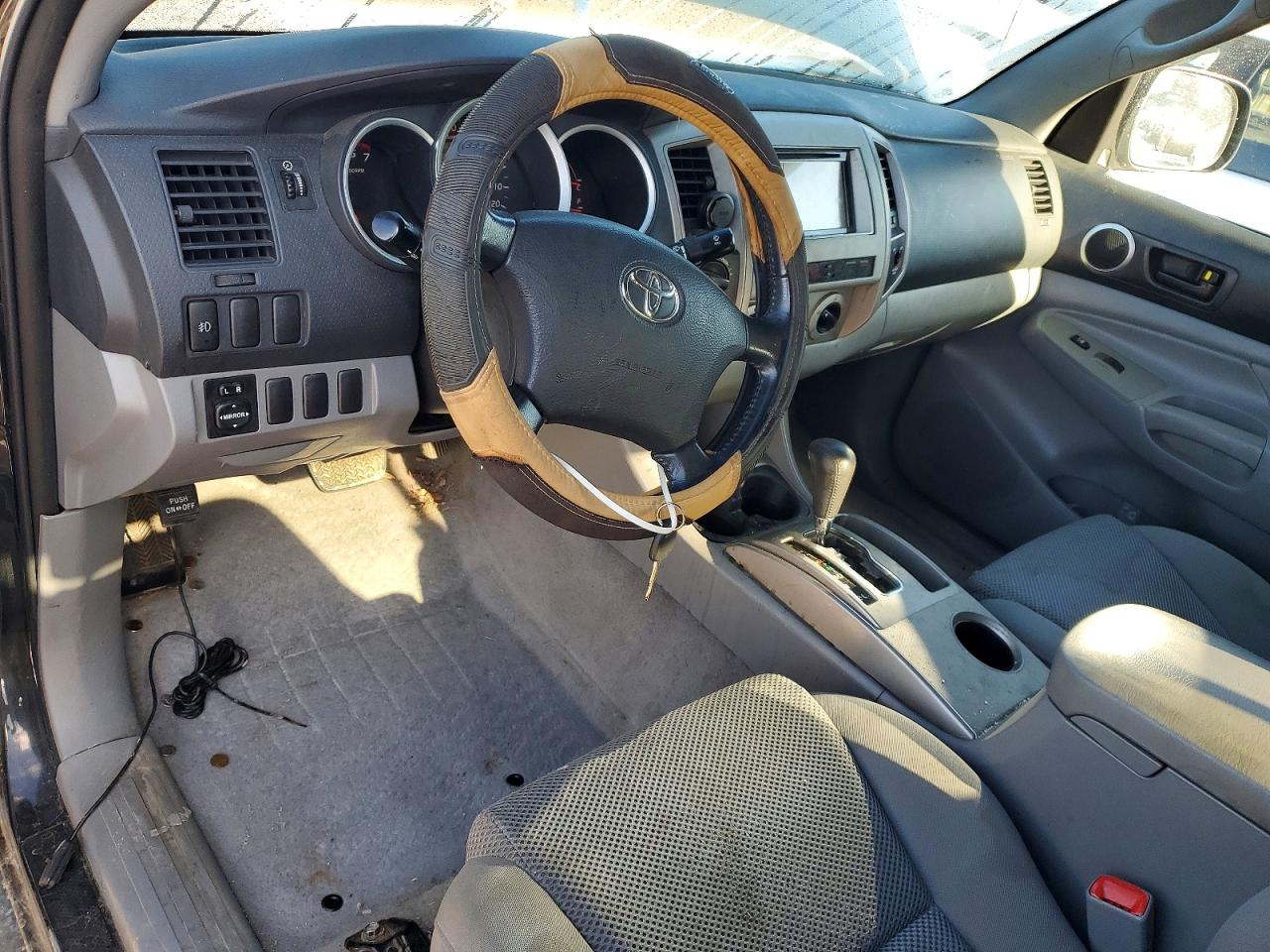 2005 TOYOTA TACOMA ACCESS CAB photo 8