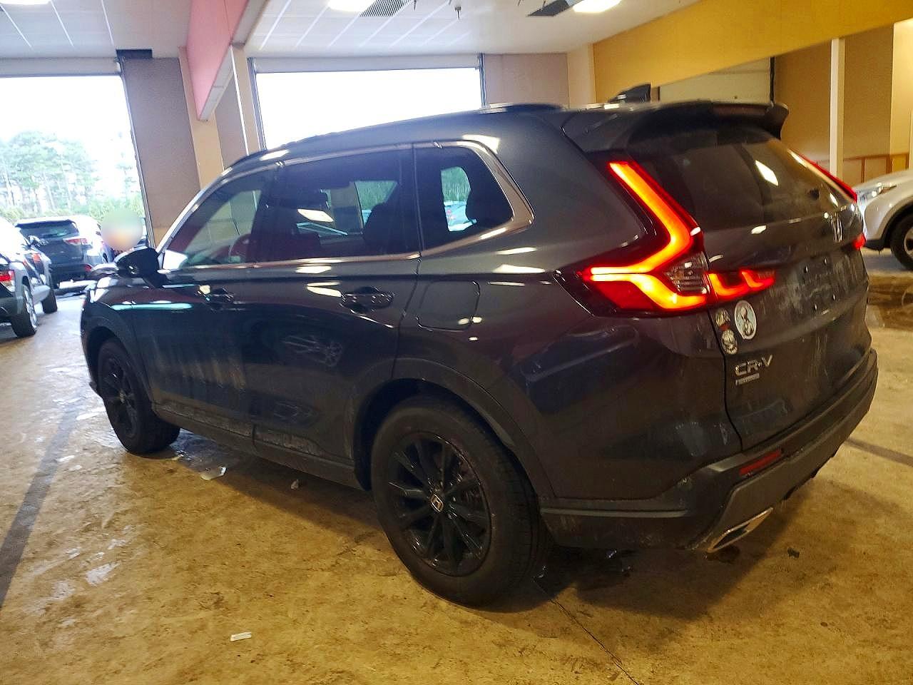 2025 HONDA CR-V SPORT photo 2