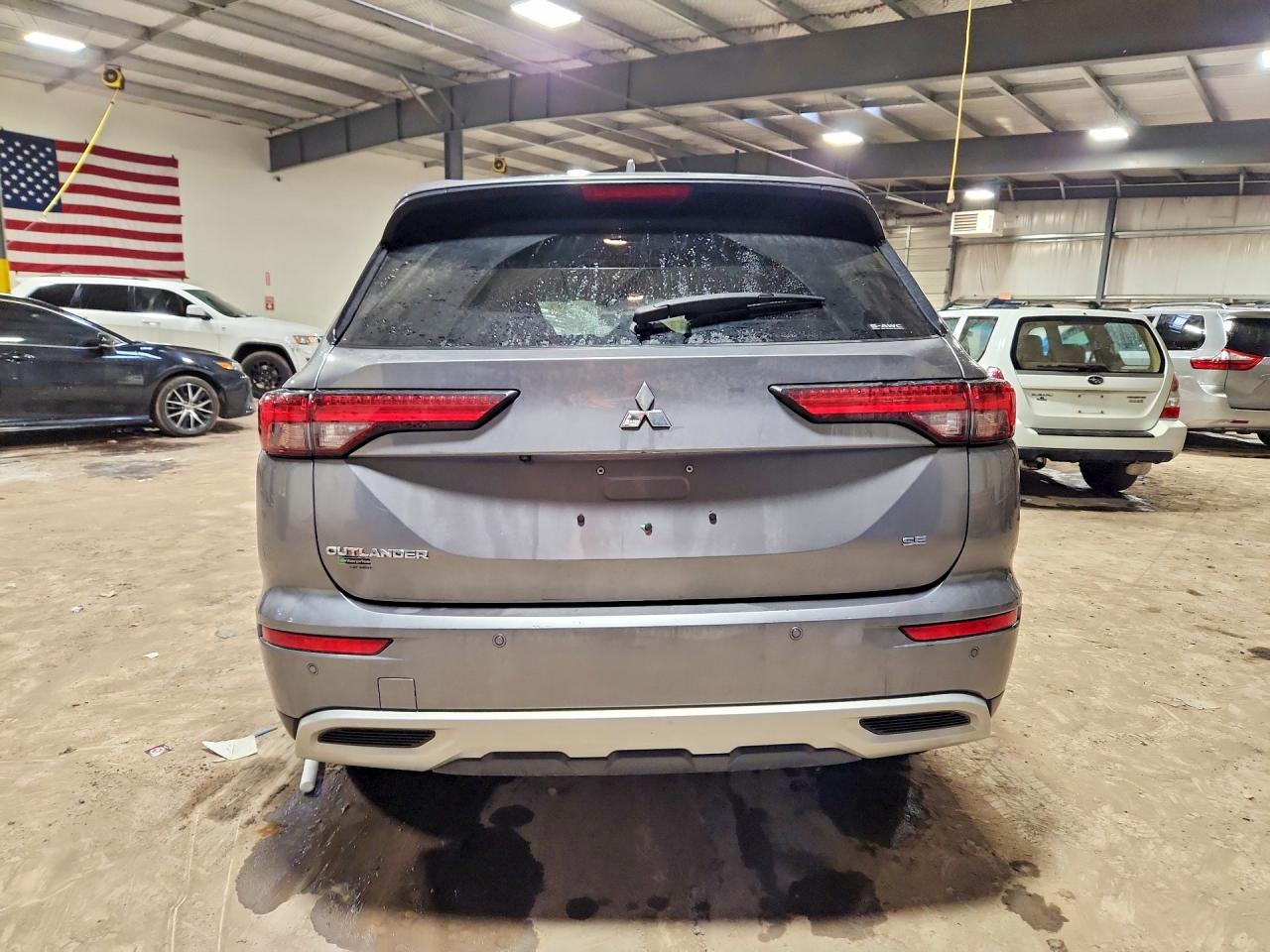 2024 MITSUBISHI OUTLANDER SE photo 16