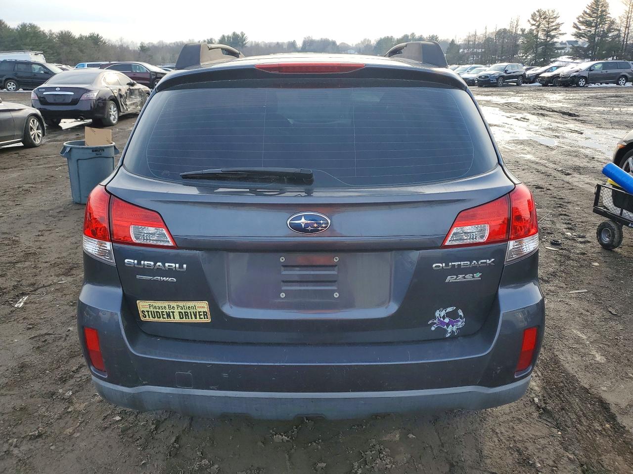 2011 SUBARU OUTBACK 2.5I photo 11