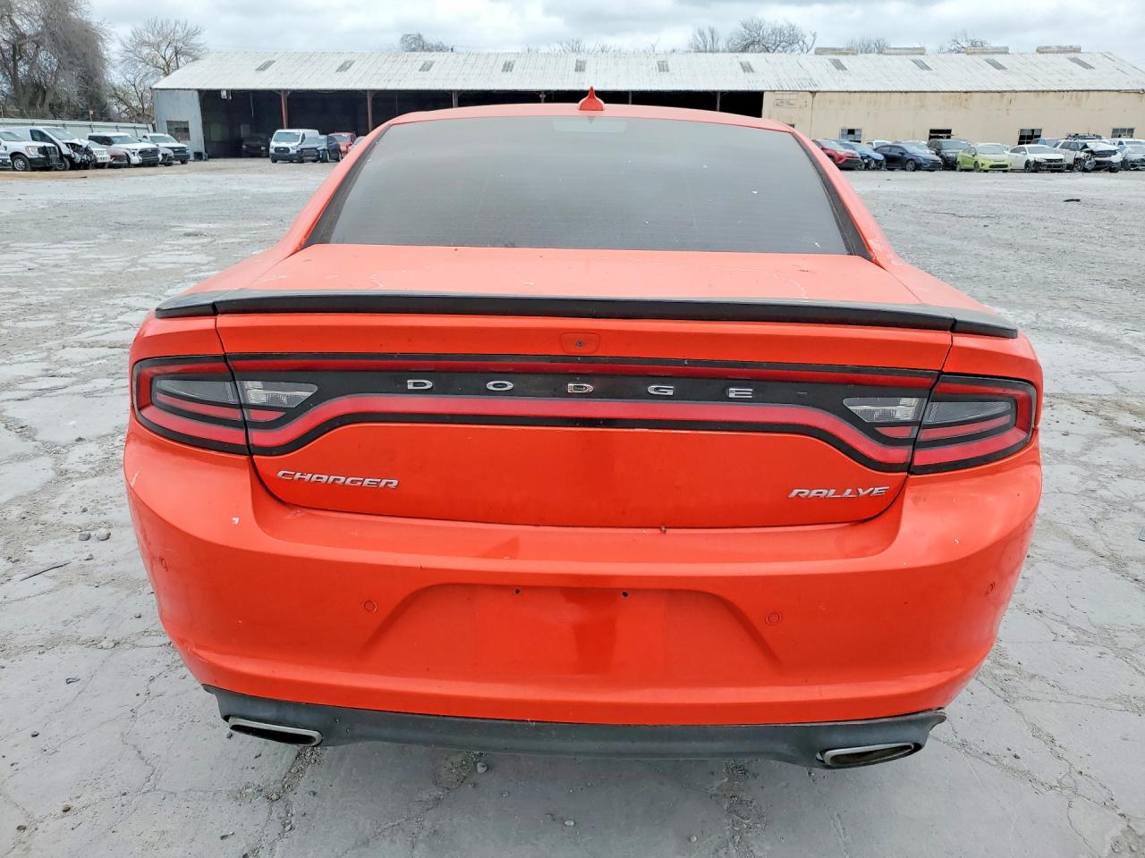 2017 DODGE CHARGER photo 11
