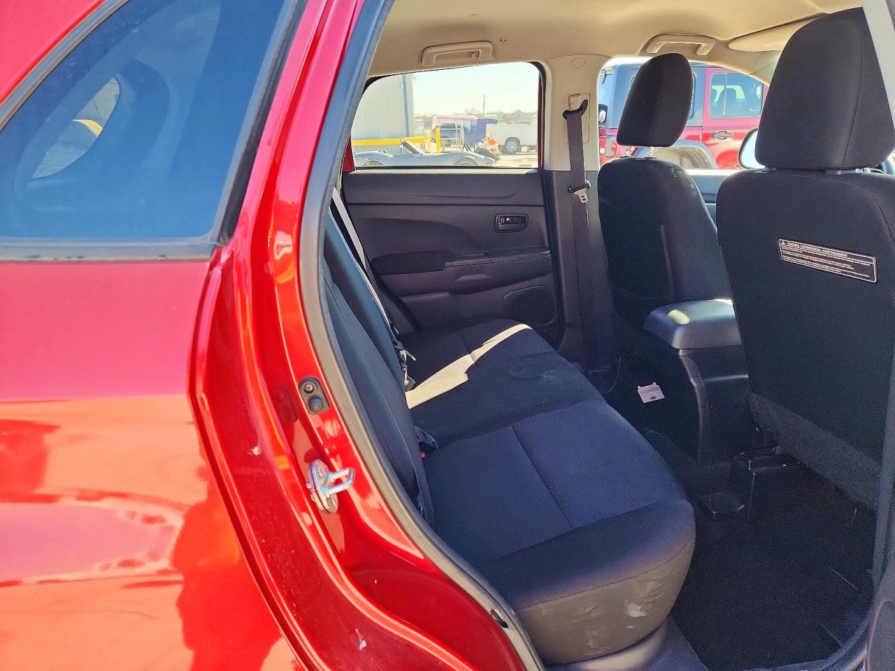2012 MITSUBISHI OUTLANDER SPORT ES photo 21
