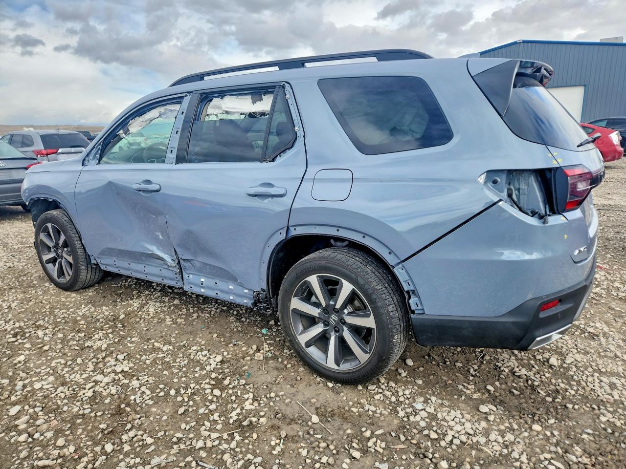 2025 HONDA PILOT ELITE photo 3