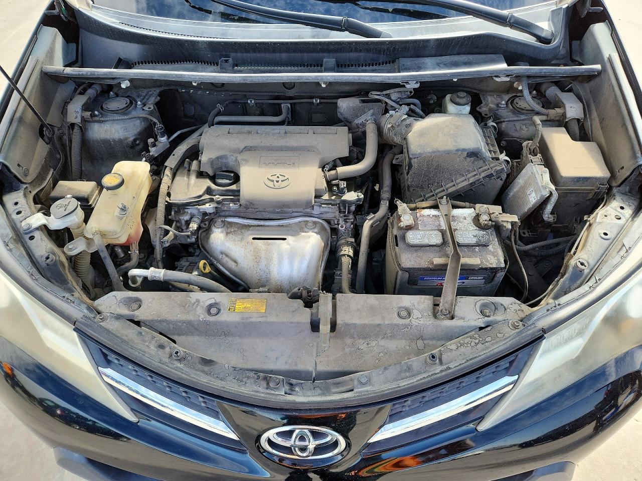 2014 TOYOTA RAV4 XLE photo 23