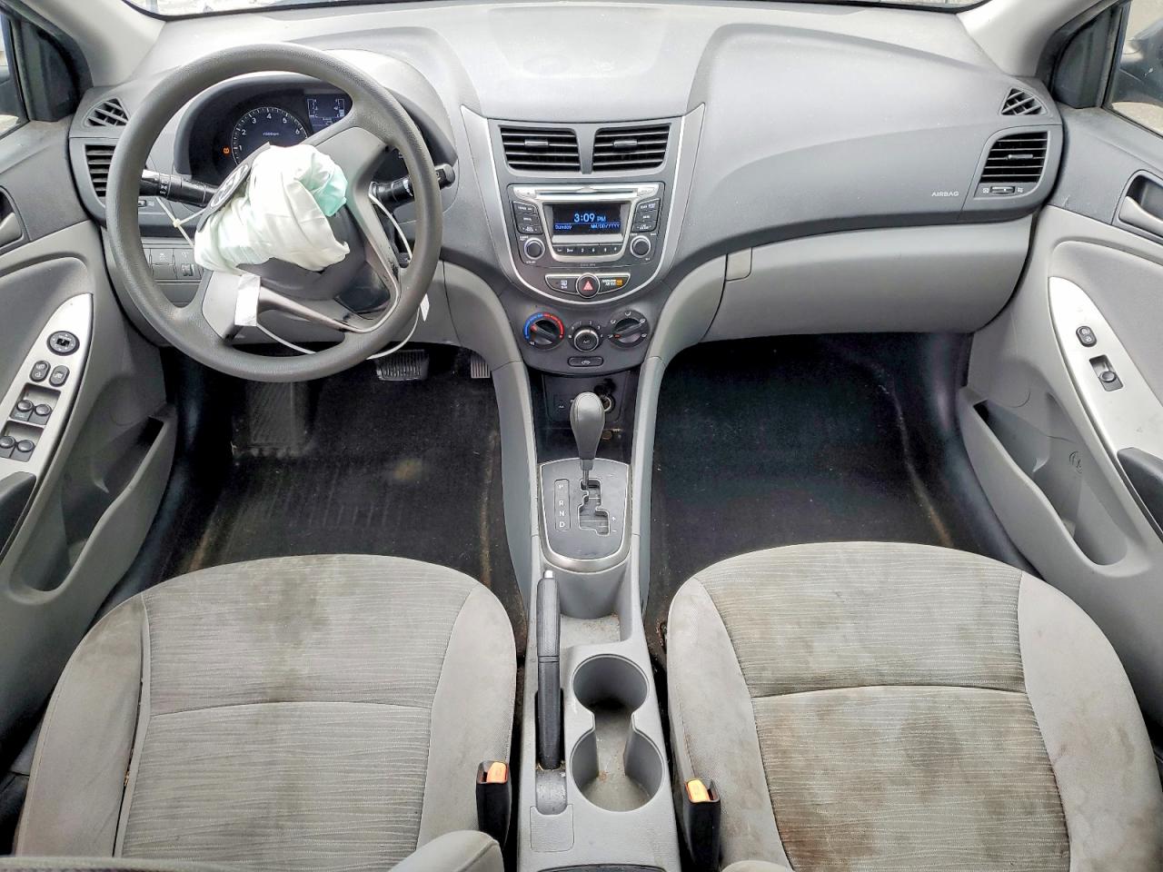 2015 HYUNDAI ACCENT GLS photo 15