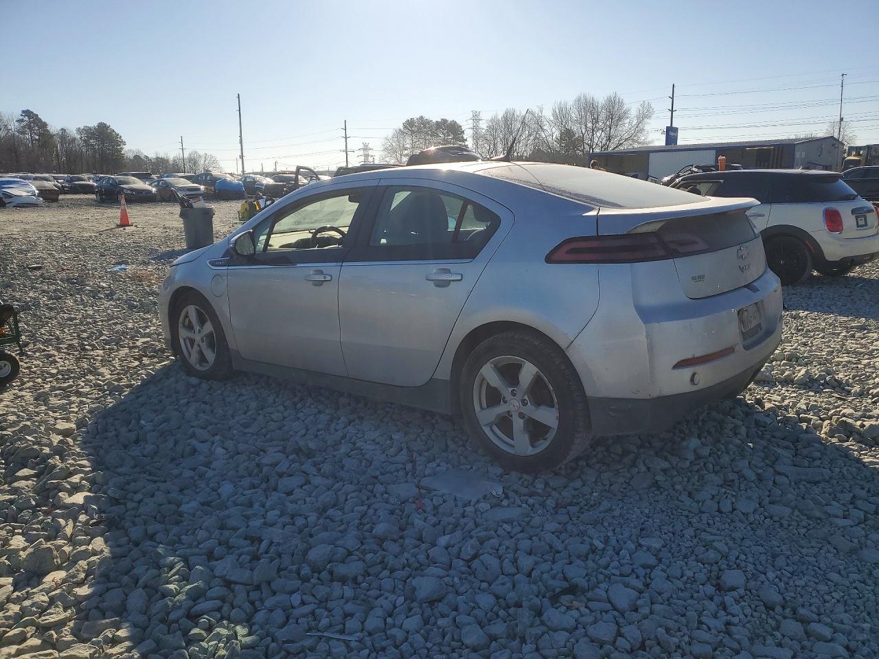 2014 CHEVROLET VOLT photo 2