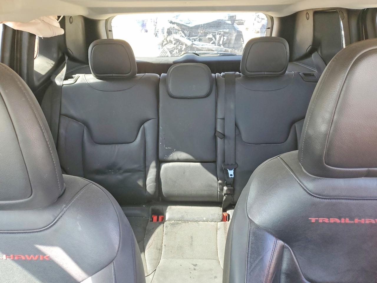 2015 JEEP RENEGADE photo 10