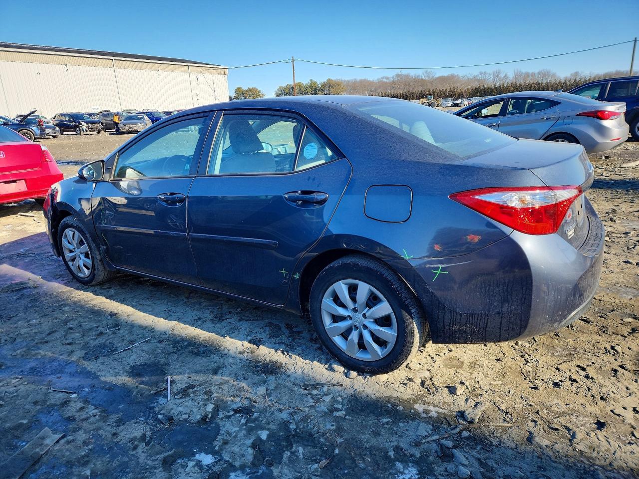 2015 TOYOTA COROLLA LE photo 2