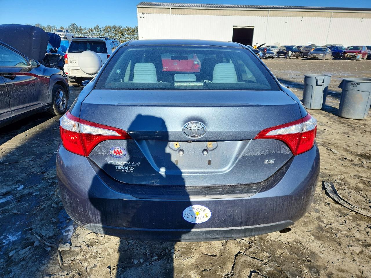2015 TOYOTA COROLLA LE photo 6